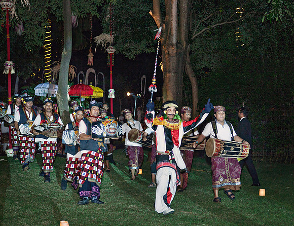 0996MAIKO_ARTHUR_BALI