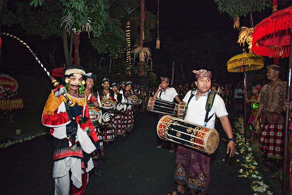 0991MAIKO_ARTHUR_BALI